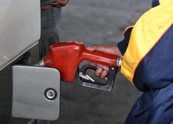 In Ukraine, wholesale and retail prices for gasoline, diesel and gas decreased