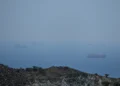 Manila Bulletin – Oil prices rise anew after a US-Iran standoff in the Strait of Hormuz strands tankers