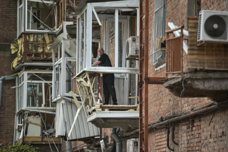 Manila Bulletin – At least 16 dead in strikes as Chernobyl anniversary highlights nuclear risks of Russia-Ukraine war