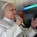 God “is not with the arrogant and the arrogant”: Pope Leo XIV; criticizes injustices and reaffirms position against war