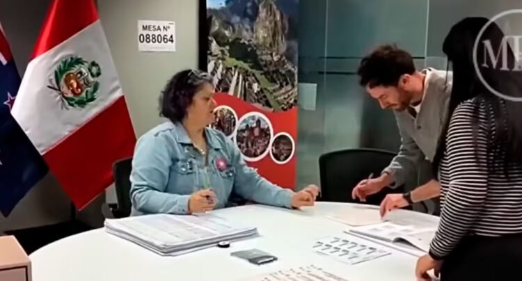 Peru’s elections abroad begin, where 1.2 million nationals will vote
