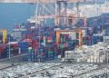 (2nd LD) S. Korea logs fastest GDP growth in 5 1/2 yrs on strong semiconductor exports
