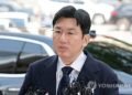 (LEAD) Prosecution rejects arrest warrant request for Hybe chairman, calls for further review