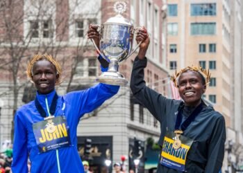 Kenyans Korir and Lokedi revalidate their titles in the Boston Marathon with records included