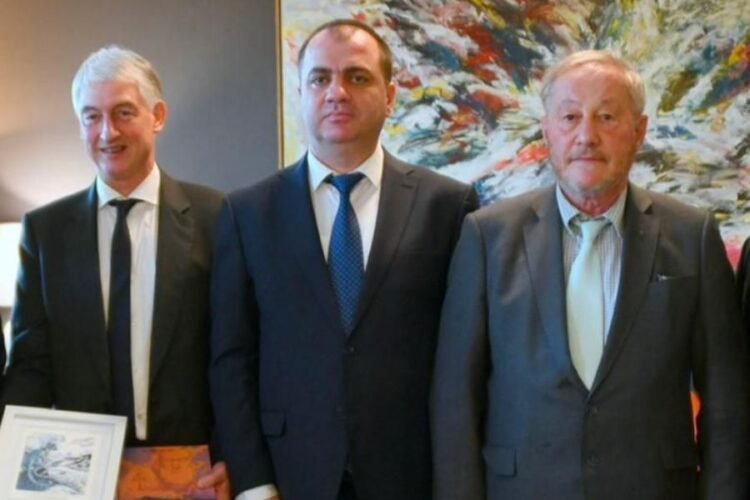 The Artsakh delegation met with the president of the France-Artsakh friendship circle and the vice president of the France-Armenia friendship group.