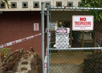 Health Emergency in the West: Asbestos-Laced Crushed Stone Found on Residential Streets