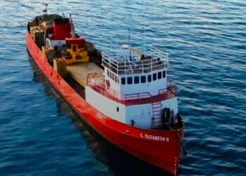 Vincentian on boat robbed by armed gang at waterfront in Trinidad