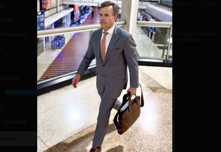 New US chargé d’affaires, John Barrett, is already in Venezuela