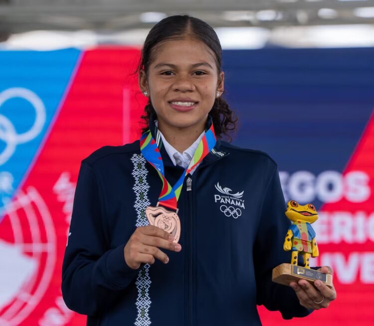 Danna De León wins the first medal for Panama in the 2026 South Americans