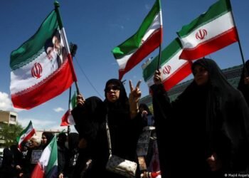 What countries gain and lose in the Iran war