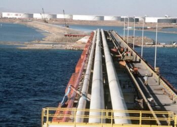 Hormuz blockade boosts alternative routes for crude oil