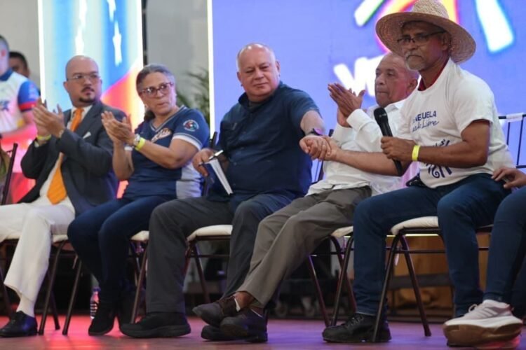 Cabello questions PSUV militants who criticize Venezuela’s return to the IMF