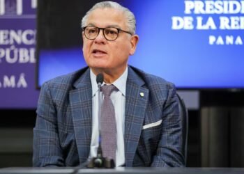 Bar Association calls the Comptroller’s actions ‘excess of functions’