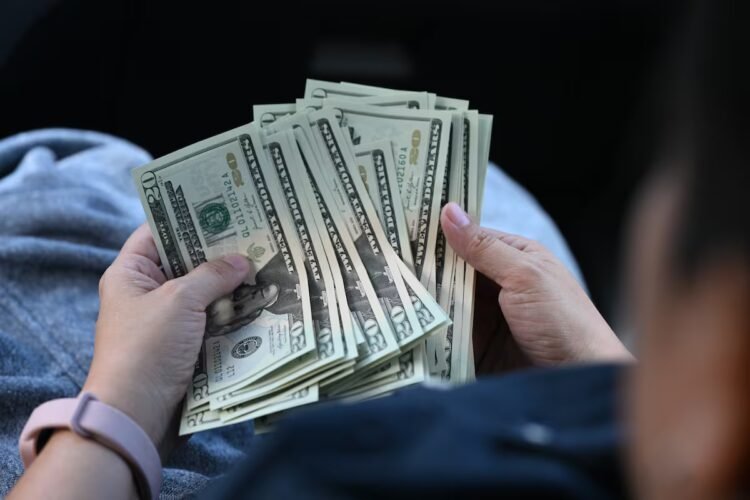 More expensive gasoline and diesel: fiscal challenge and blow to the family economy