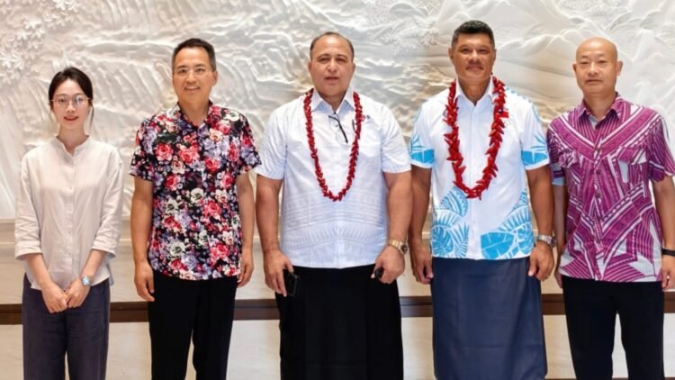 Ambassador Fei Mingxing and SASNOC President discuss China-Samoa Cooperation in Sports