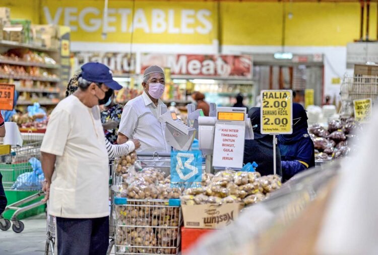 Govt assures stable supply of essential food despite global crisis