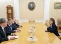 Costa Rican Rebeca Grynspan meets with the Foreign Minister of Russia, Sergei Lavrov, in the midst of the race for the UN Secretary General