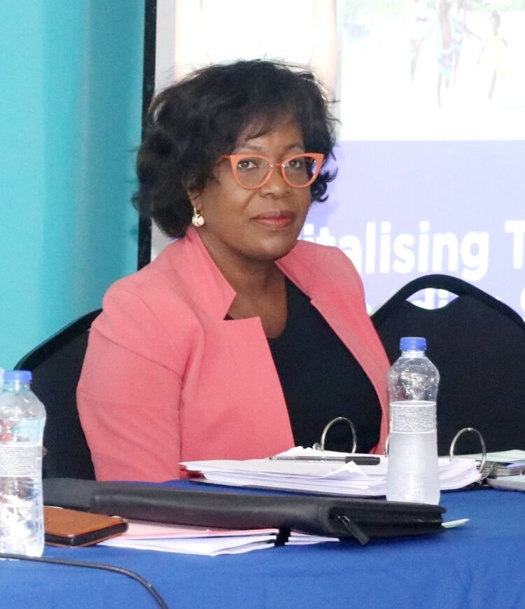 More than 54 000 receive first cost of living cash credit payments