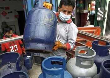 The discussion about gas