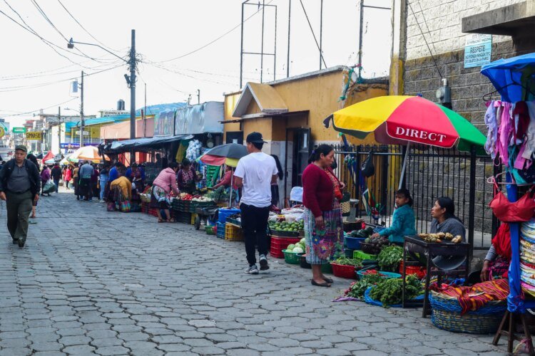 Basic basket in Guatemala: this is what a family spent in March according to the INE