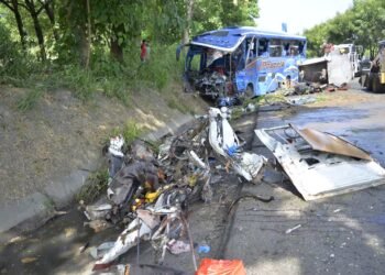 ‘He was a responsible person,’ says bus owner of driver who died in accident on the road to the coast | Ecuador | News