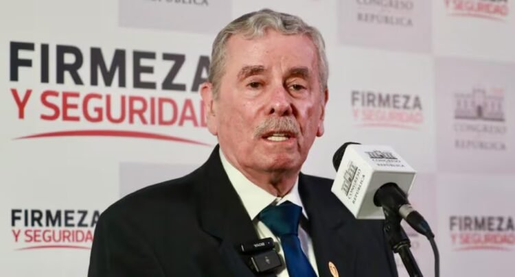 Fernando Rospigliosi on the Government’s decision to suspend the purchase of F-16 fighters: “It can have very serious consequences for the country”