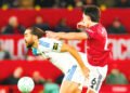 Leeds defeat Manchester United 2-1