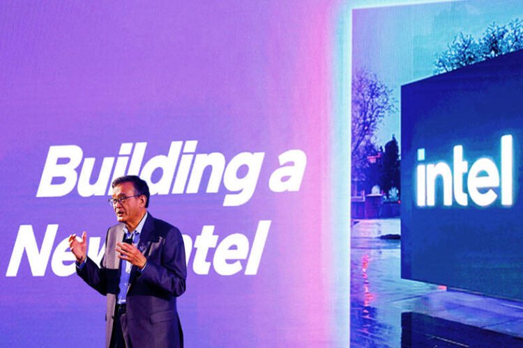 Intel shares up 20% after forecast