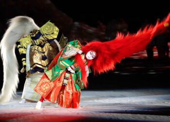 A name, a legacy: Kabuki’s sacred tradition lives on through generations 名號與傳承：歌舞伎世襲傳統延續百年風華