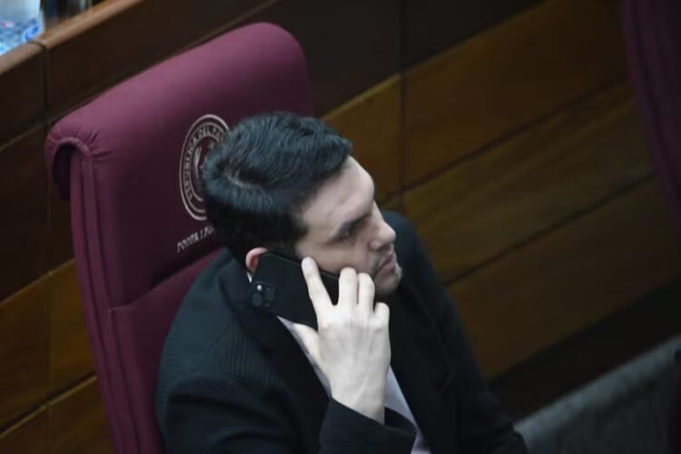 Hernán Rivas promises to bring “ten classmates and a few professors” to the Senate – Politics