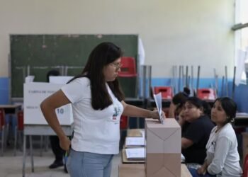 Elecciones 2026 EN VIVO: amplían horario de votación hasta las 6 p.m. por inconvenientes en instalación de mesas