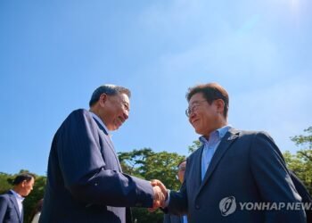 Lee set for summit talks with Vietnam’s To Lam to discuss economic ties