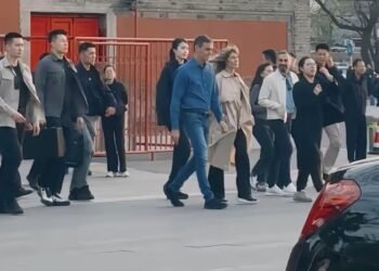 Pedro Sánchez and Begoña Gómez visited the Summer Palace in Beijing