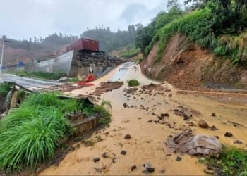 VIDEO: Effects of flooding from heavy rain in some areas of Dominica’s east coast