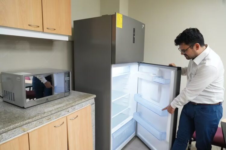 These are the recommendations of experts to protect appliances from power outages | Community | Guayaquil