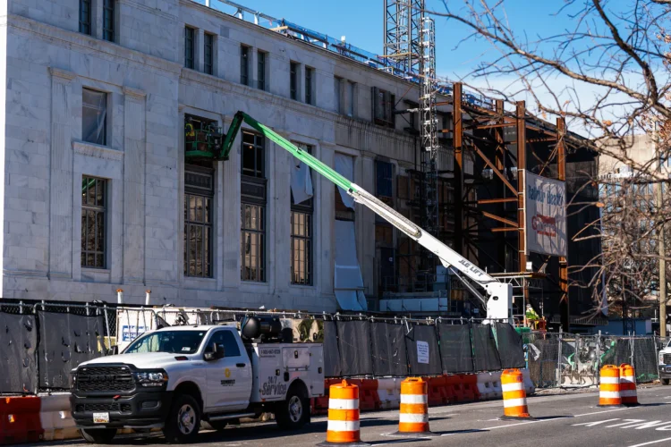 Fed prosecutors make unannounced visit to central bank construction site
