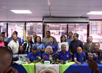 “Hunger does not educate”: Teachers reject Delcy Rodríguez’s measures for omitting salaries