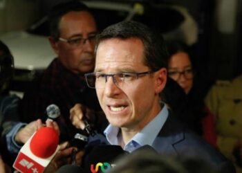 Anaya celebrates opening to fracking in Mexico and criticizes López Obrador’s “ideological cobwebs”