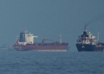 US keeps Hormuz blockade, Trump says war close to end
