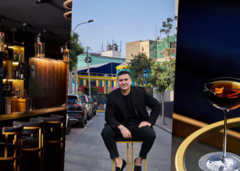 Booze The Bar Room experience winners | #ECExperiences