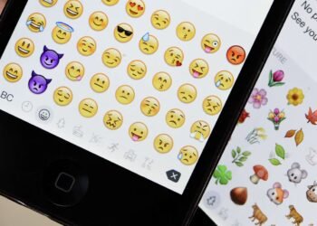 This is the emoji that is most disapproved of in work chats, according to a study