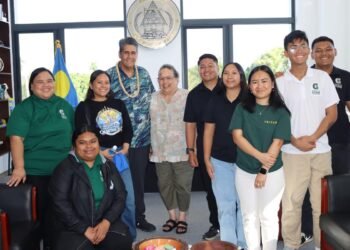 Whipps meets University of Guam students, emphasizes purpose and public service