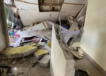 Man critical after gas explosion at East Ruimveldt home