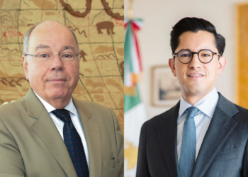 Roberto Velasco debuts as chancellor