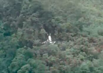 ASL aircraft crashes in Region 8; GDF launches rescue mission