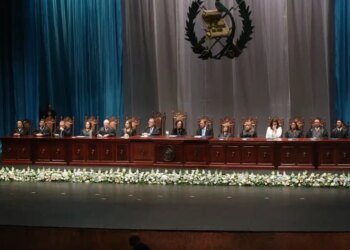 Anabella Morfín assumes presidency of the CC with a promise of independence and regaining institutional credibility