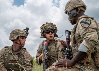 The United States plans to automatically register young men for military service