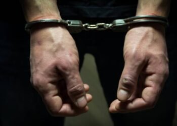 Subject accused of stabbing a four-year-old boy in the head falls in Álvaro Obregón