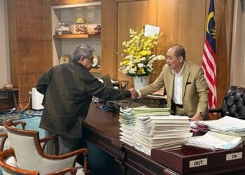 Pandikar resigns as GRS deputy chairman, Usno quits coalition