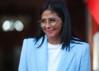 Delcy Rodríguez plans to run in the next presidential elections